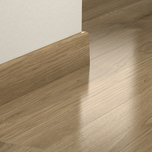 Ламинированный плинтус Pergo 03371